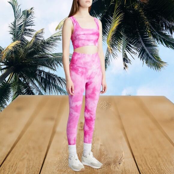 NWT - Free People Movement Square Neck Bra Tie Dye in Vivacious Violet Size: M/L - Picture 2 of 4